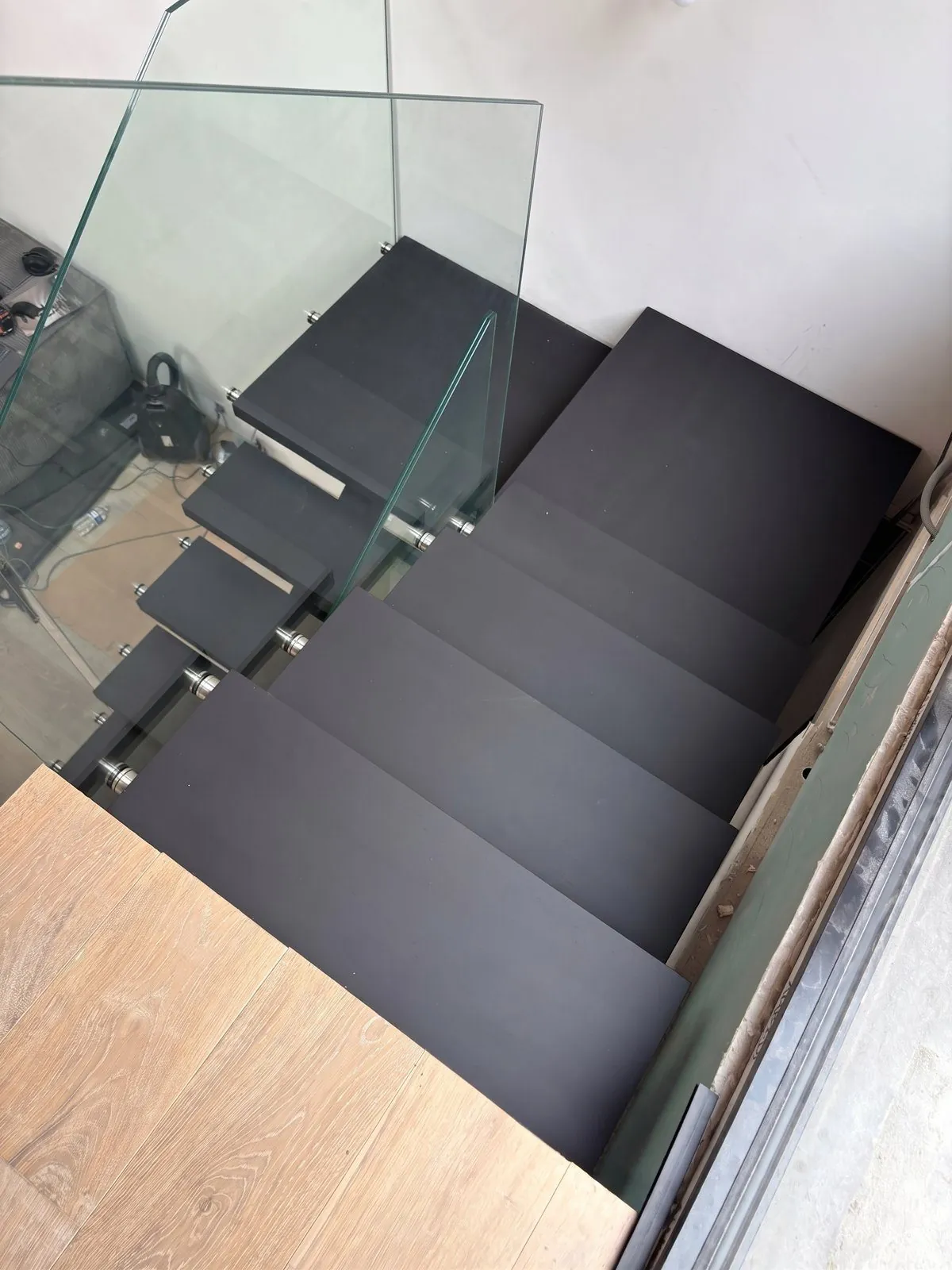 Escalier design métal et chêne — Cannes